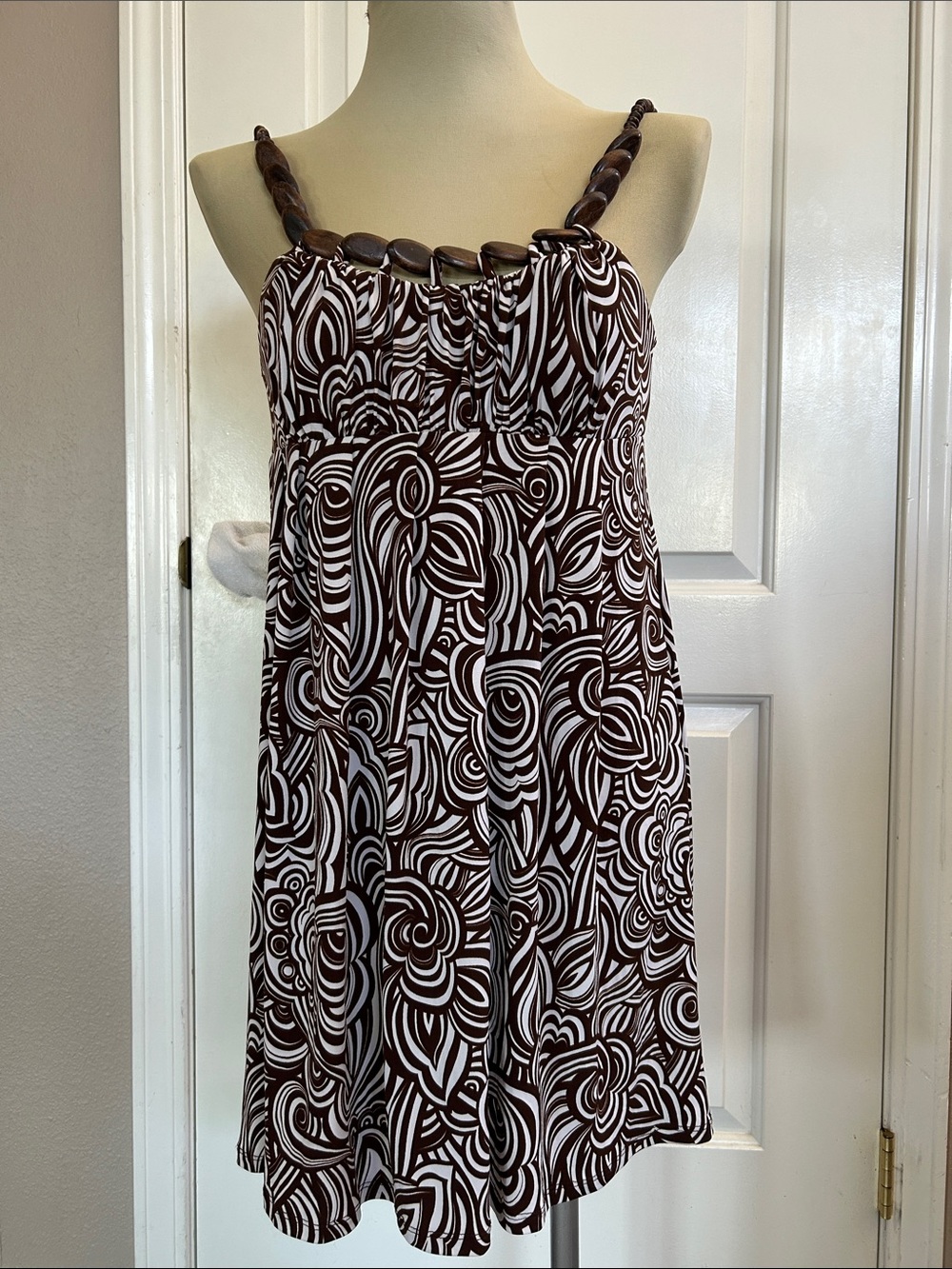Rampage Brown and White Swirl Sleeveless Dress-NWOT